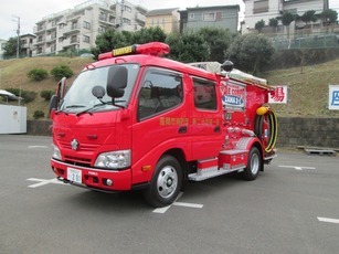 写真：消防ポンプ自動車