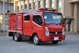 写真：小型動力ポンプ付積載車