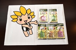 写真:交通安全グッズ