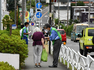 写真：小田急電鉄株式会社職員