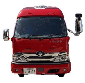 写真：水槽付ポンプ車2