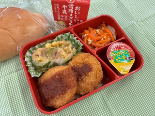写真：10月22日（水曜日）の学校給食