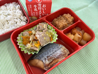 写真：10月23日（木曜日）の学校給食