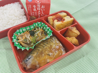 写真：11月26日（水曜日）の学校給食