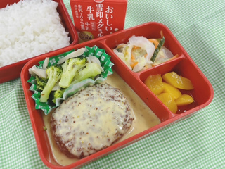 写真：11月6日（木曜日）学校給食