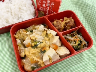 写真：3月13日（金曜日）学校給食