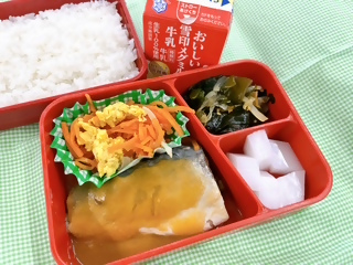 写真：5月25日（月曜日）の学校給食