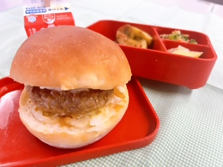 写真：5月7日（月曜日）の学校給食