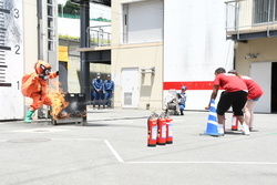 写真：消防署見学の様子4