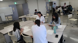 写真：青少年健全育成大会の発表準備の様子4