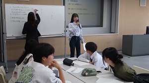 写真：受入に係る役割分担の様子1