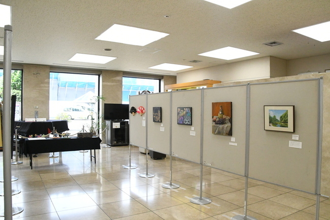 写真：第14回座間・アートの今展の様子1