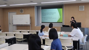 写真：英会話の様子1