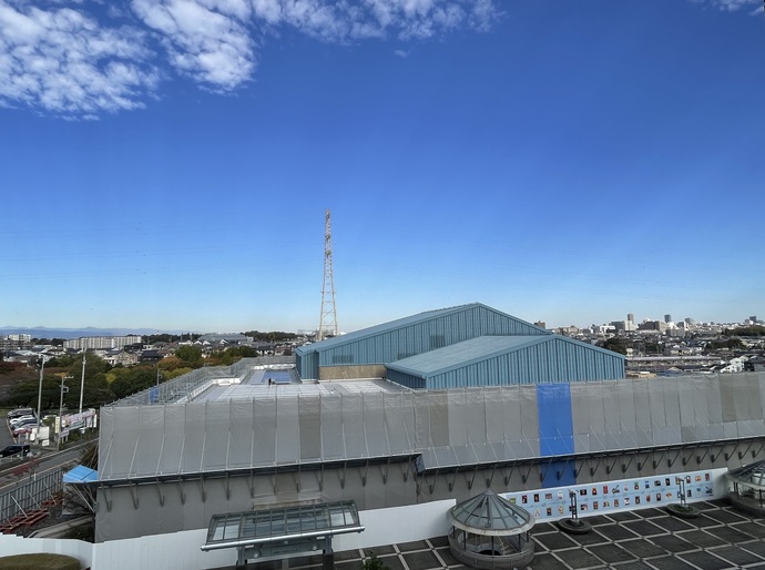 ハーモニーホール座間屋上