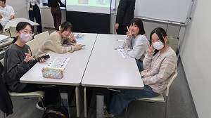 写真：水族館ツアーの様子2