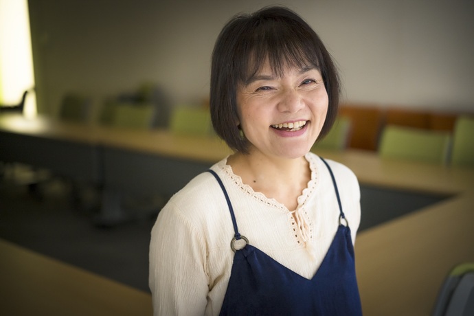 写真：信友直子氏