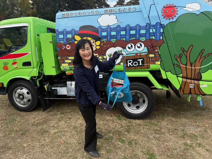 プロギングに参加する佐藤市長