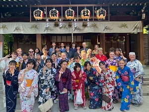 写真:スマーナ市訪問団受入時の交流の様子(参加者の集合写真)