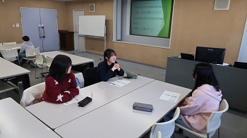 写真：英会話の様子4
